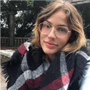 Clases particulares de apoyo para las dificultades en el dibujo artístico. Título superior de Estilista y actualmente estudio moda